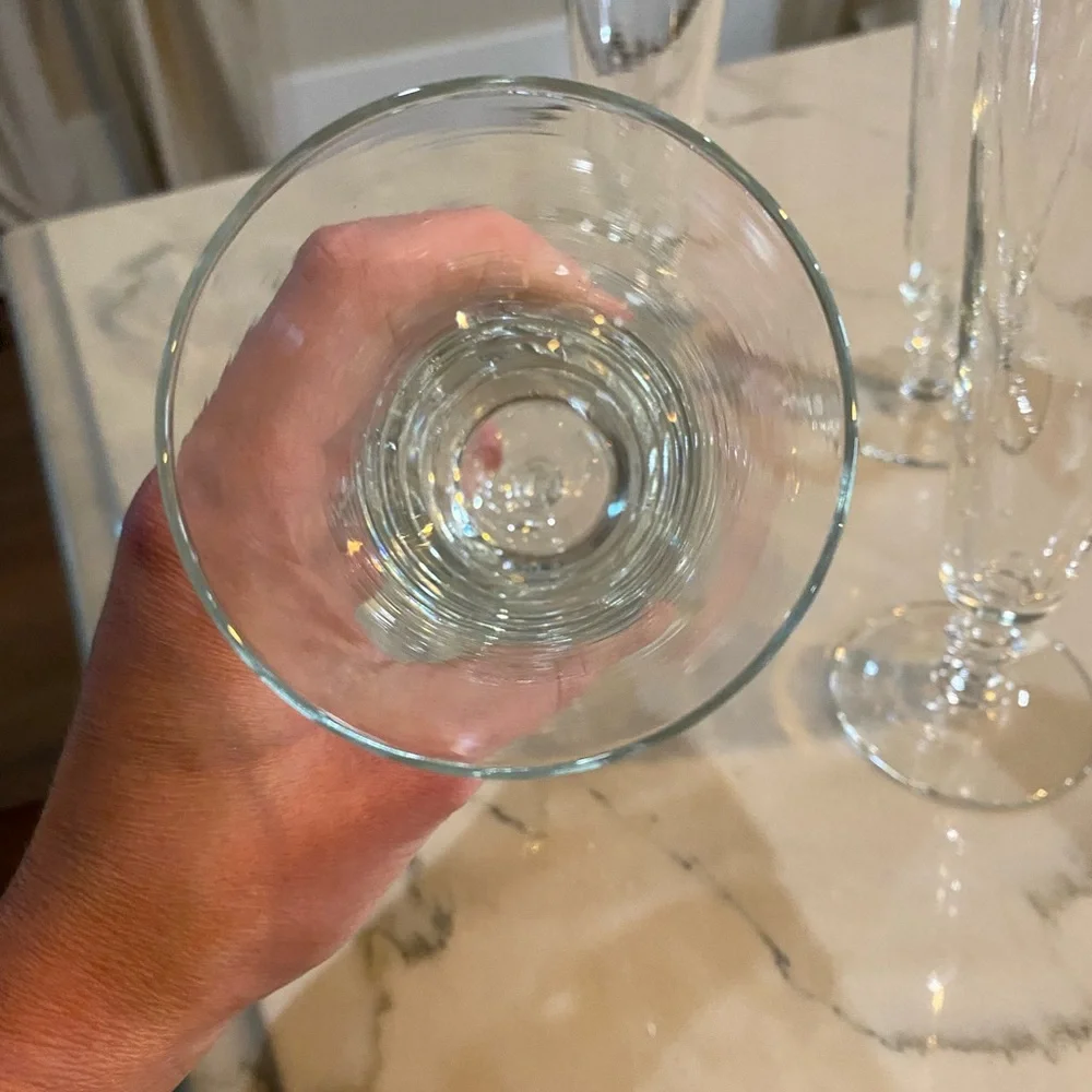 Bundle of 4 Clear Glass Pilsner Beer Glasses with short Stems 2 Styles